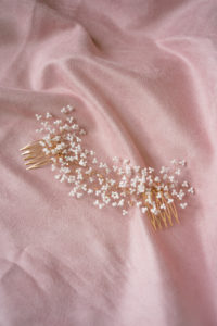 Duży grzebyk do włosów dla panny młodej na ślub w kolorze różowego złota